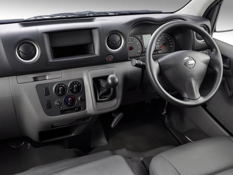  Nissan NV350 Impendulo 2014 года  (фото 3 из 13)